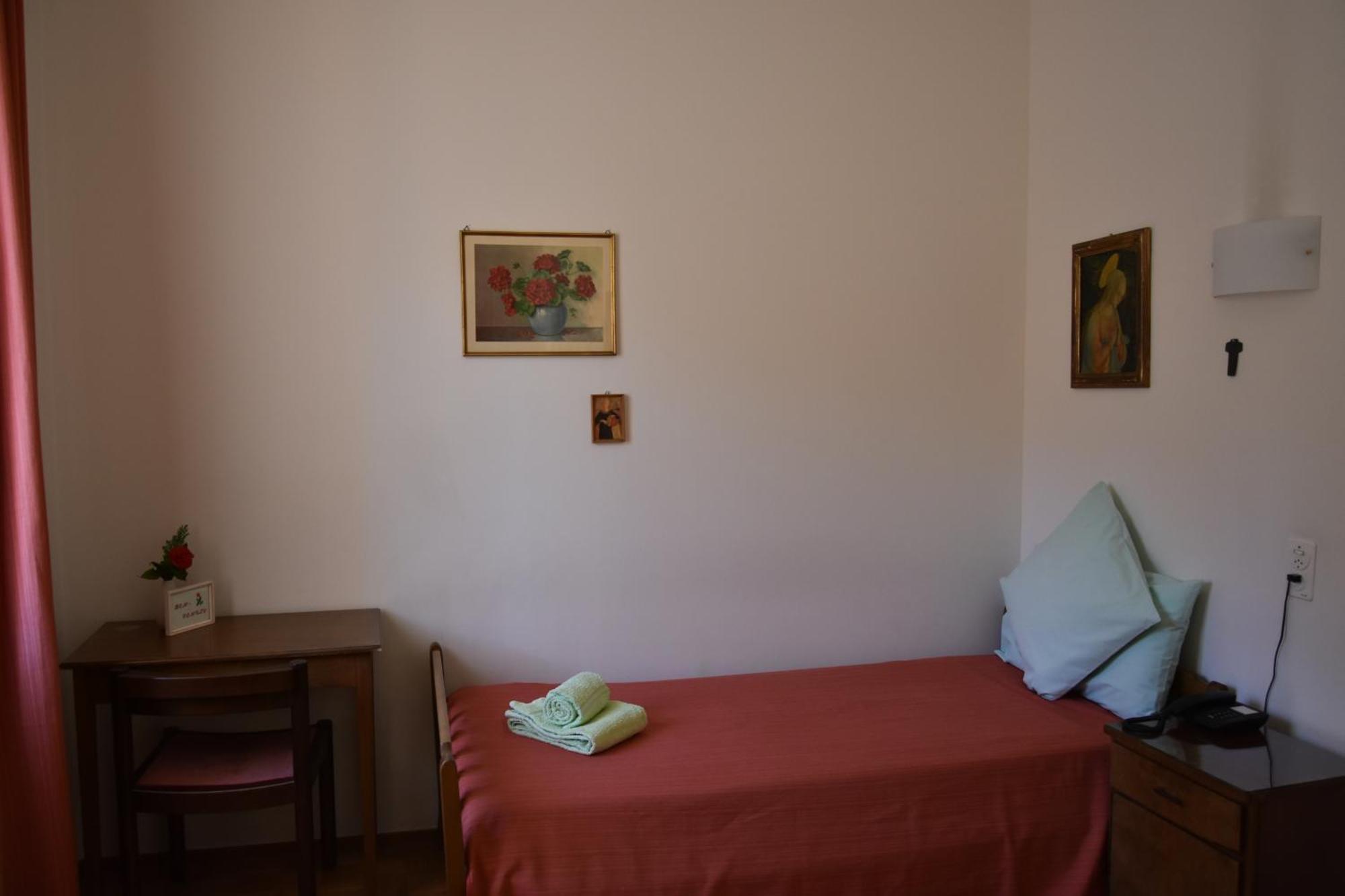 Casa Santa Birgitta Hotel Lugano Buitenkant foto